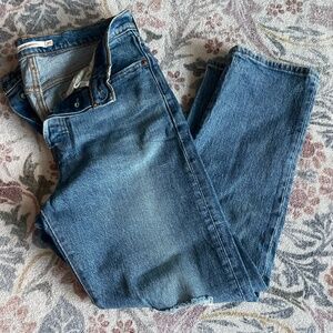 Levi Wedgie Straight Medium Wash Jeans, Size 27